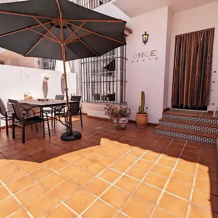 Casita De La Luz With Swimmingpool Holiday home